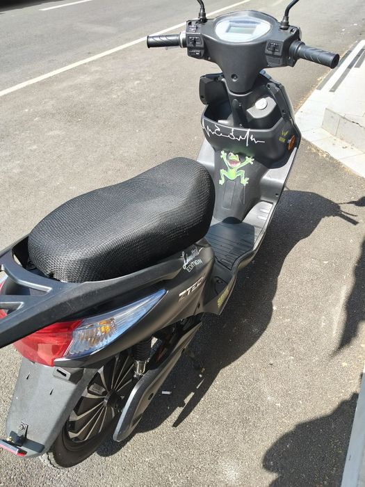 Scutere electrice