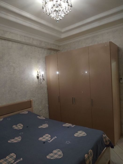 Продается 3х ком квартира в Яшнабадском районе Ж/К " Олмос резидент "