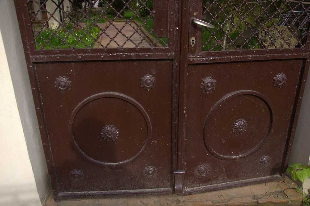 Ковано желязо-врата и ограда