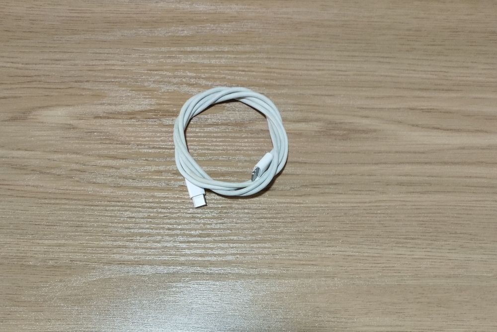 USB кабель для Айфона оригинал б/у в рабочем состояние