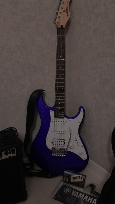 Гитара Yamaha EG 112C