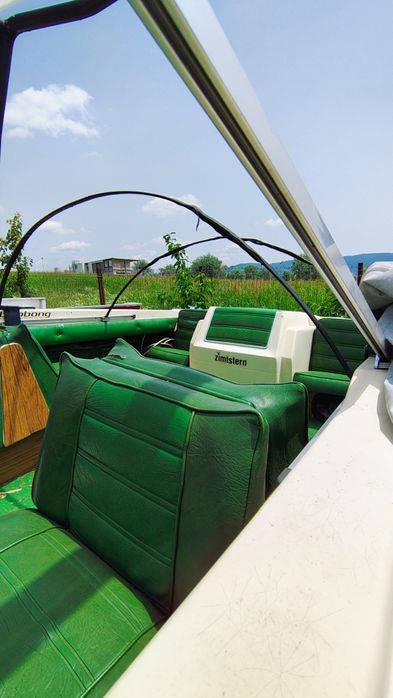 Barcă cu motor onboard, 140CP cu peridoc propriu