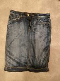 Продам юбку джинсовую размер 46-48 Roberto Cavali