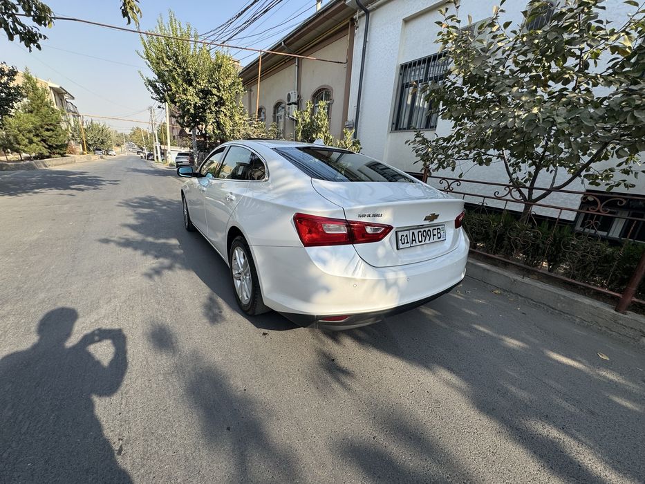 Malibu  2 2.4 kraska toza 1qo’l 40.000km probek