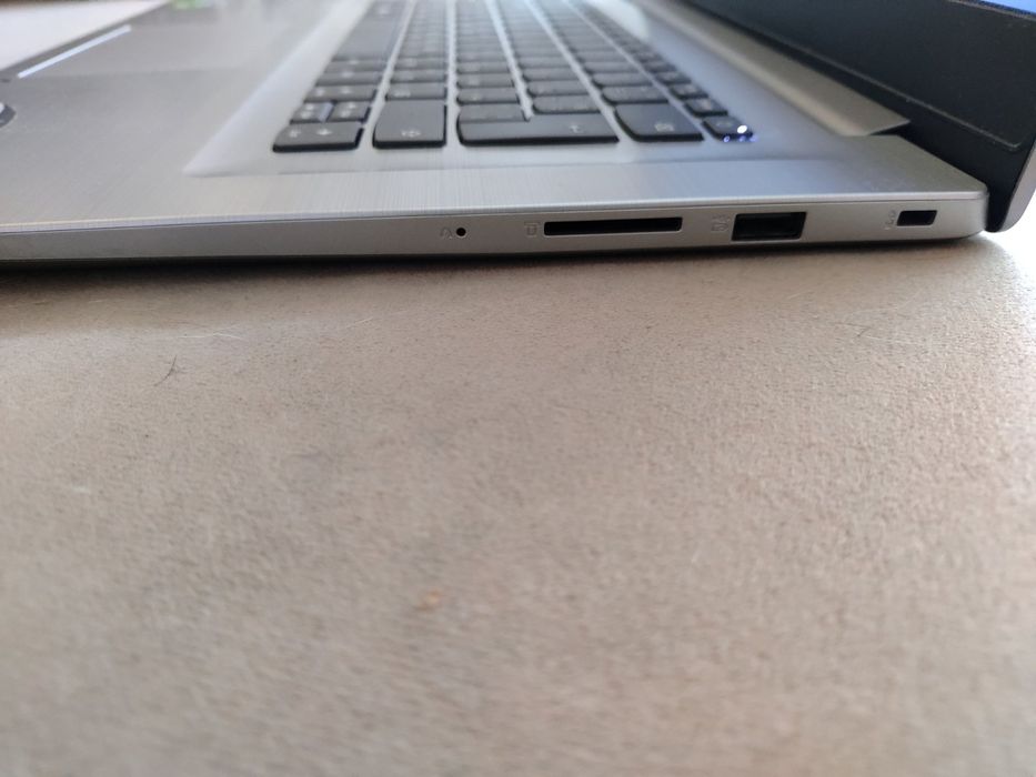 Лаптоп Lenovo Ideapad 320S