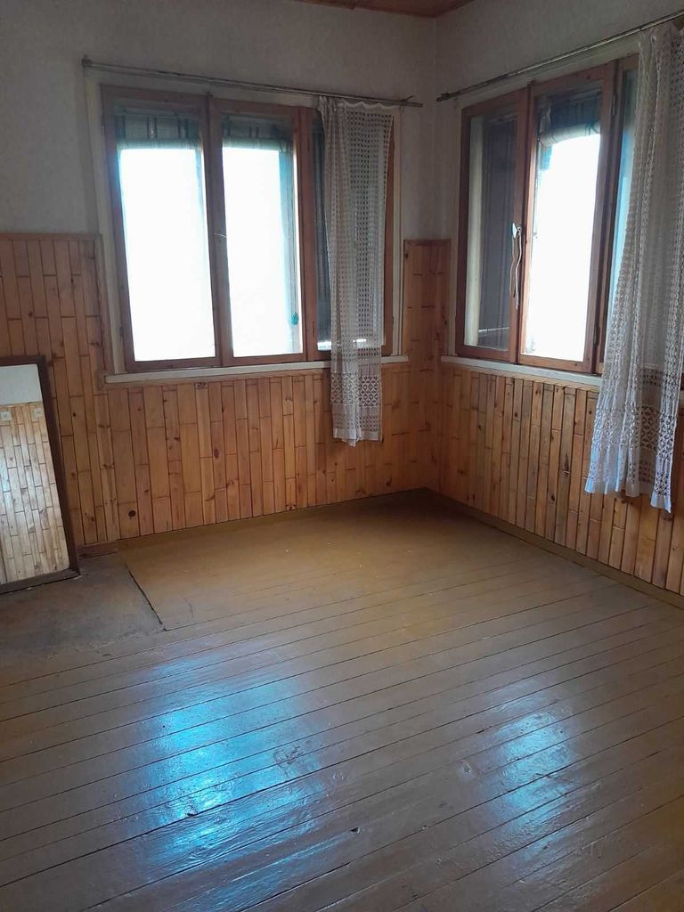 Продава се Къща в Велинград - 192 кв.м за 665 €/кв.м - Снимка #2