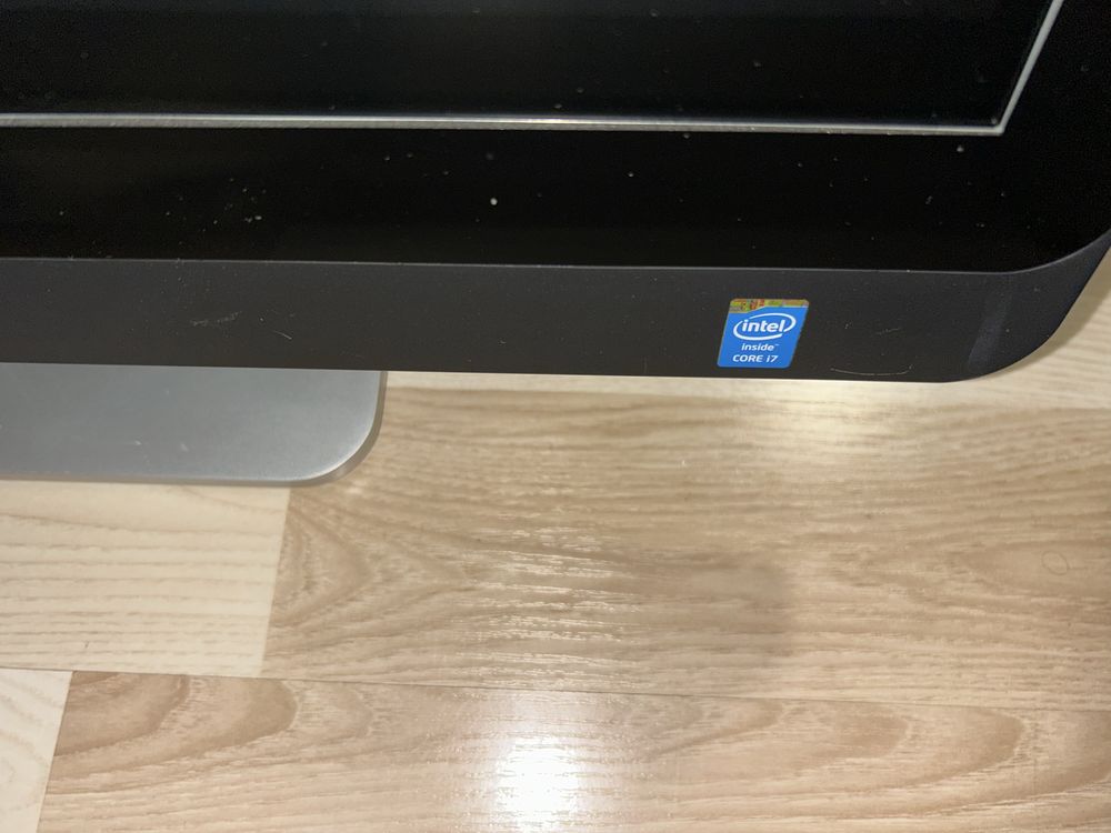 Dell TouchScreen All In One intel core i7 4770S / 8GB Ram DDR3 /