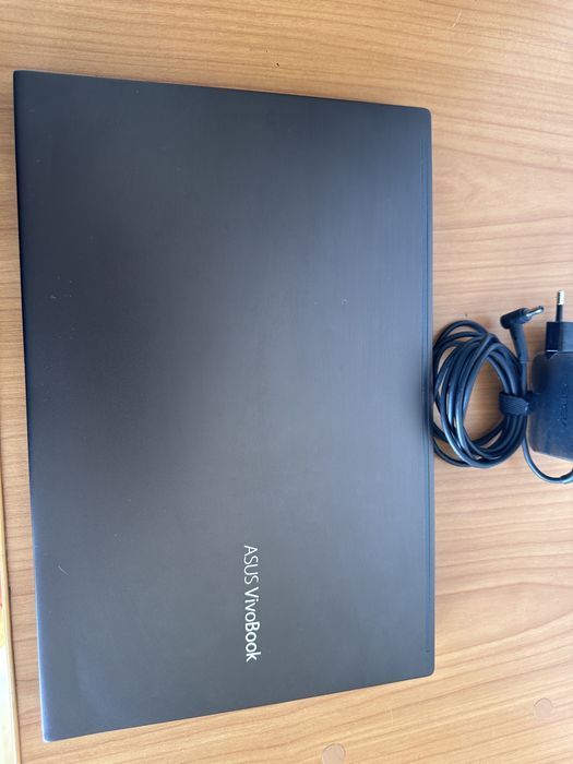 Laptop ultra portabil Asus VivoBook 14 K413 intel core i-5 1135G7