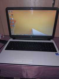 Laptop HP 15-R030SQ,  Memorie 4GB, HDD 500GB, Intel HD