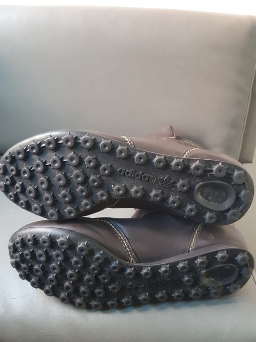 Адидас и други маркови ботуши