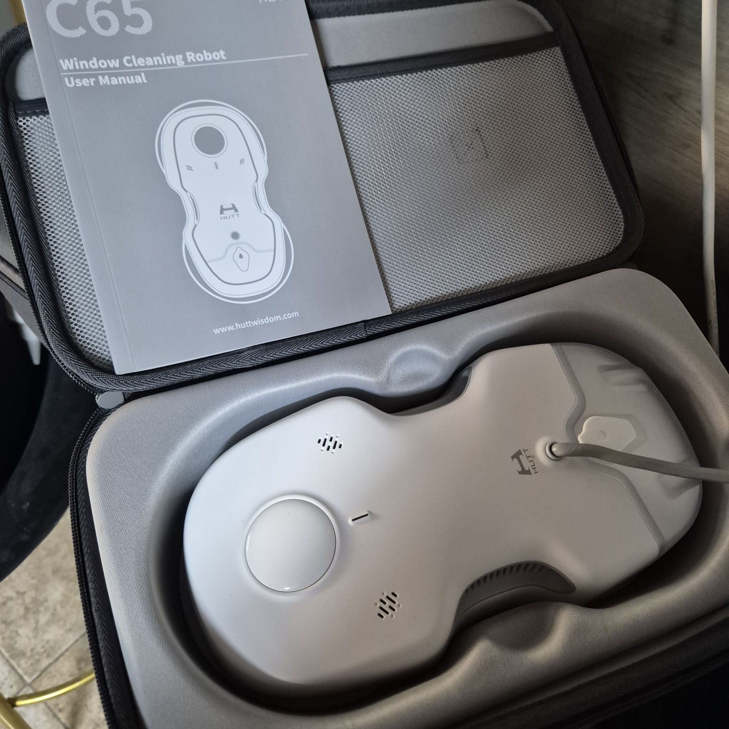 Xiaomi Hutt C65 Робот за почистване на прозореци