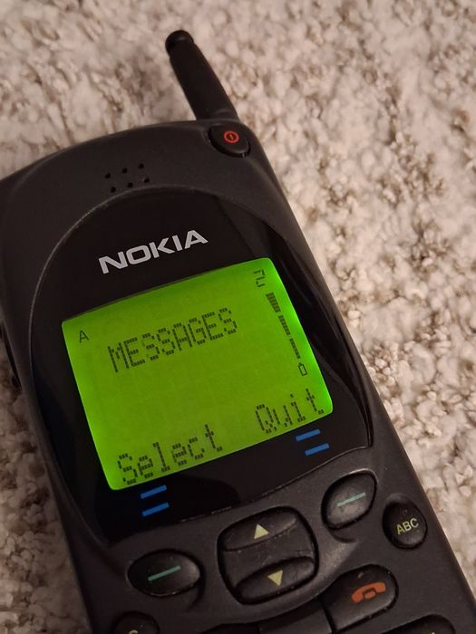 Nokia 2110 de colecție