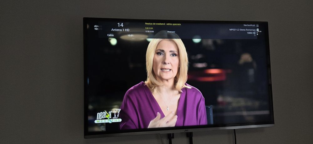 Televizor Smart LED JVC 80cm Full HD stare impecabila