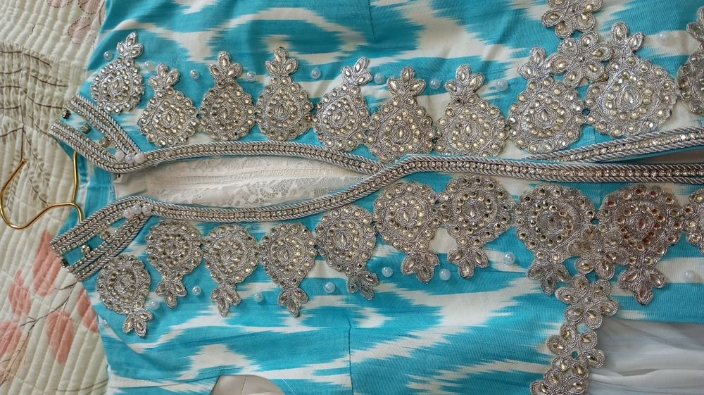 Келин сарполик кийим