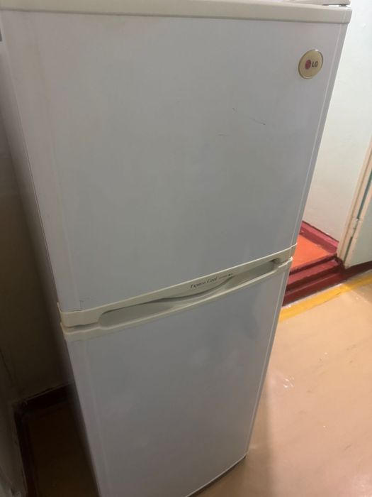 Продам холодилник