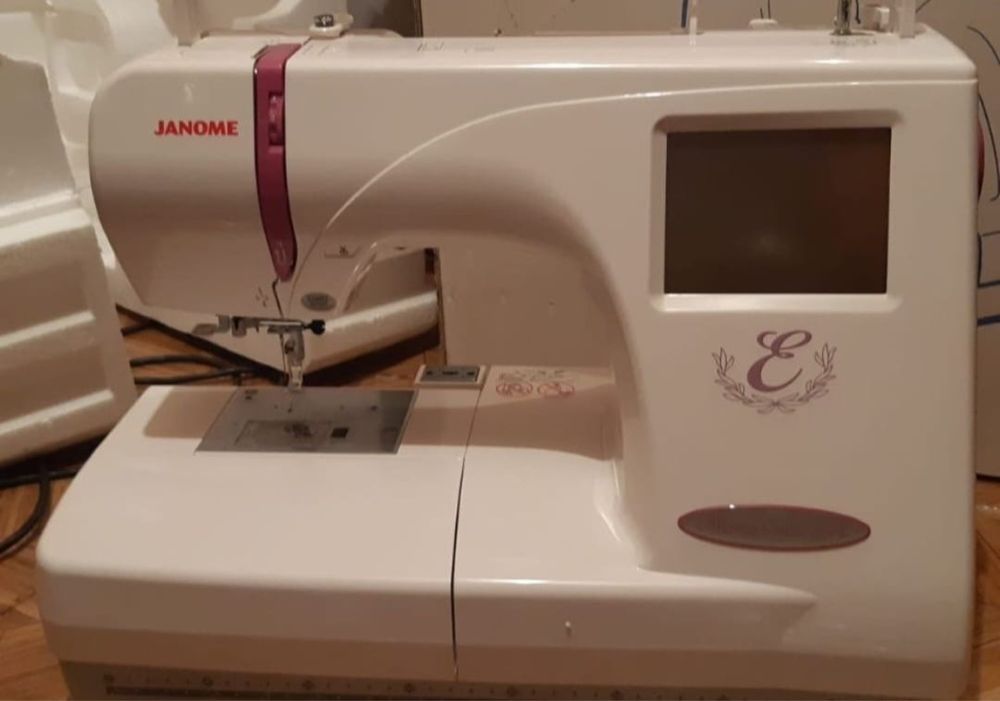 Janome Memory Craft 350E