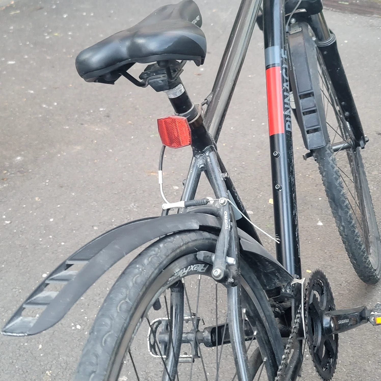 Vând bicicleta pentru adulti