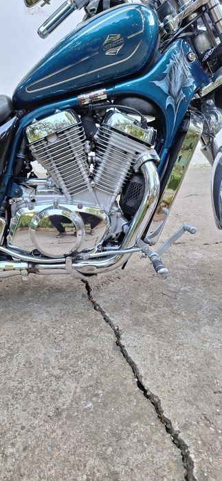 Vand suzuki intruder vs 800