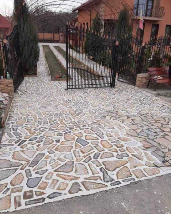 Piatra naturala de munte oriunde in tara + montat profesional