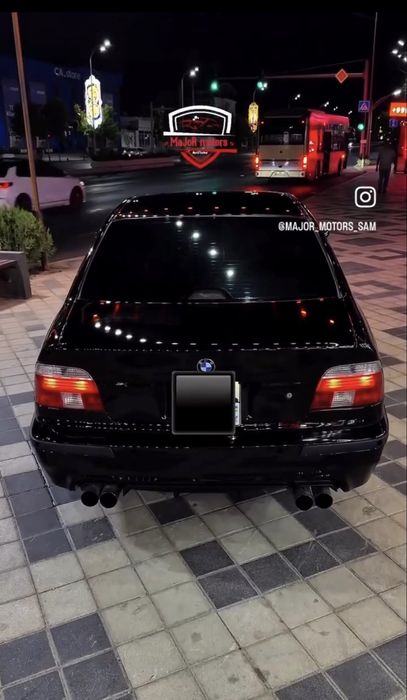 BMW 528   E39 sotiladi