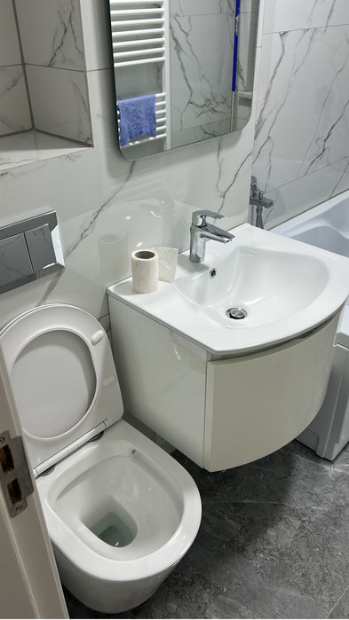 Lavoar baie cu dulap