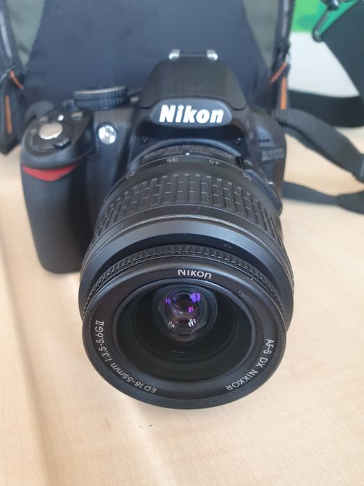NIKON D3100 obiectiv 18-55 si obiectiv 35 mm