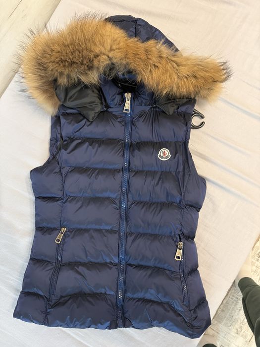 Дамски елек М размер