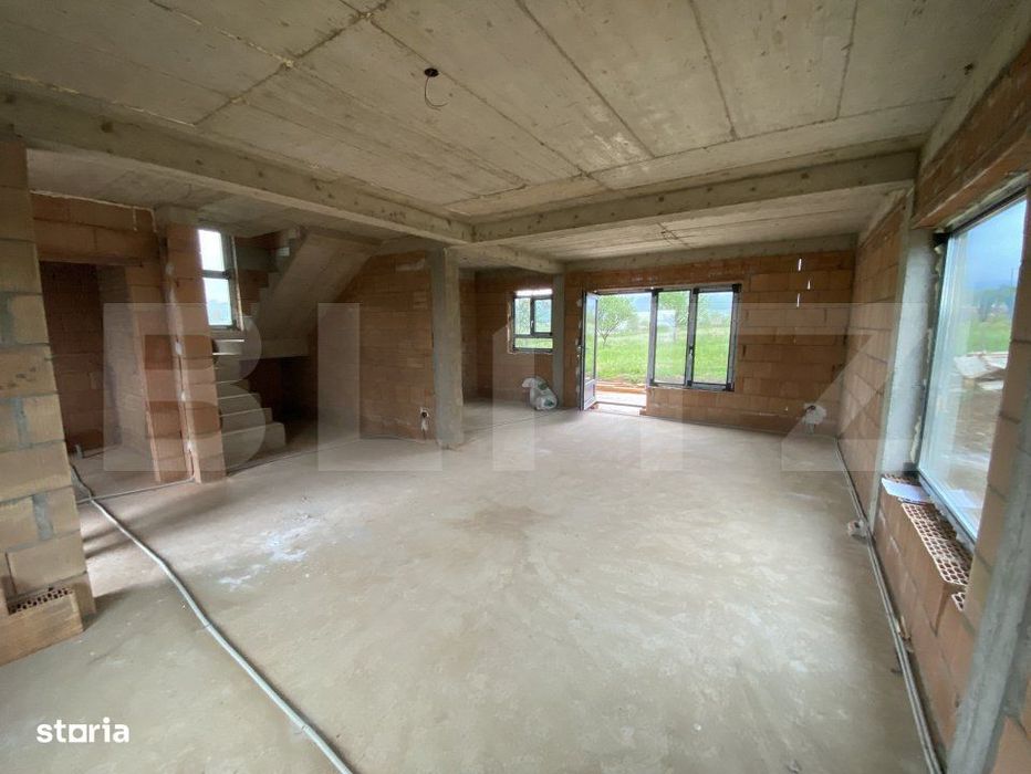 Casa de vanzare semifinisata
