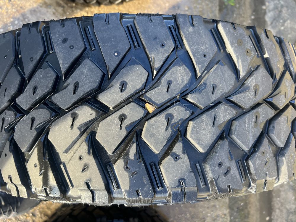 Vand jante cu anvelope offroad