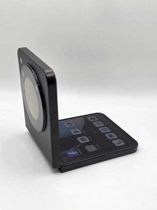 ZTE Nubia FLIP 5G, MEM 256GB, RAM 8GB, Black, Amanet Doamna Ghica