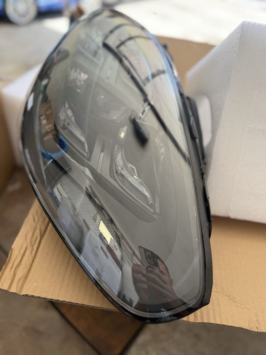 Faruri Porsche Cayenne FUL LED