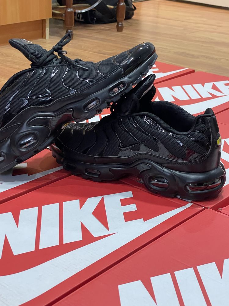 Nike Air Max TN ,,Black Edition”