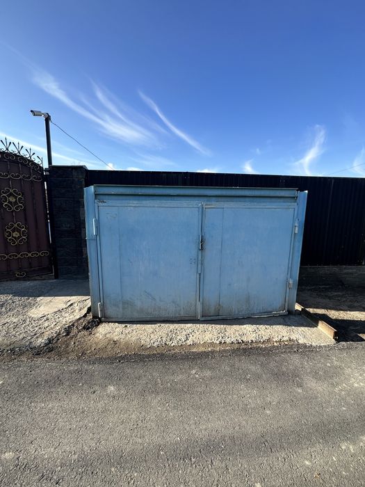 Продам советские ворота от гоража, высота 158,5,см, ширина 266 см