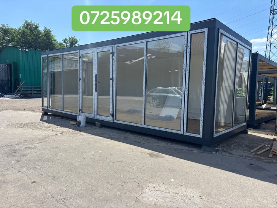 Container modular cu acoperis din fotovoltaice