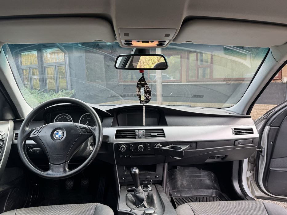 BMW Seria 5 E60 – 2.2 benzină