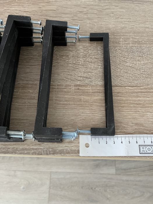 Manere mobila cu aspect de fier forjat