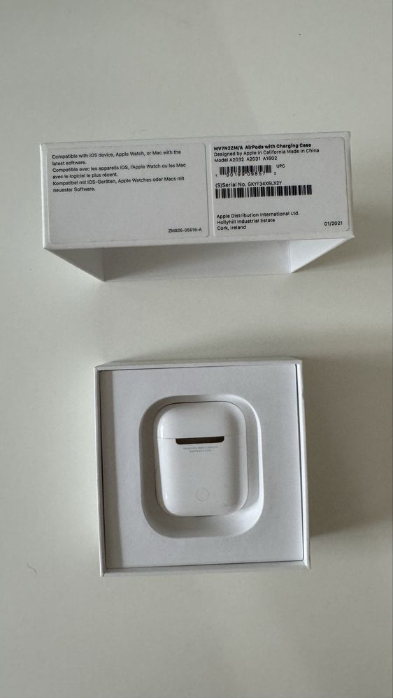Безжични слушалки Apple AirPods 2