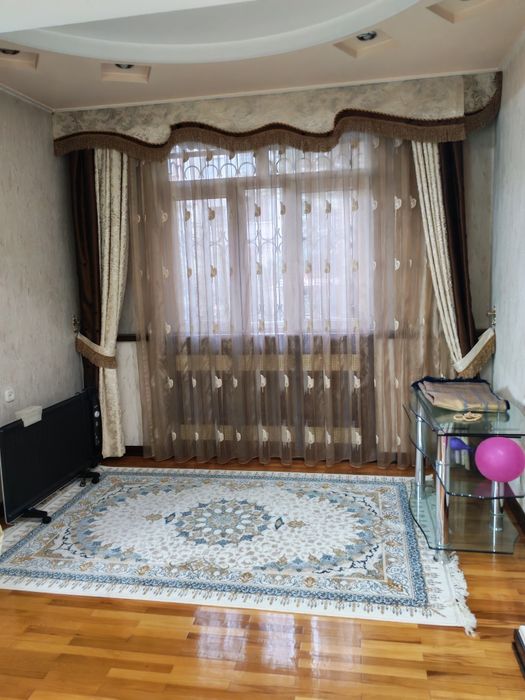 Продаю Срочно 4/2/5 Юнусабад 19 евро ремонт. 2ой зал. 87000 уе.