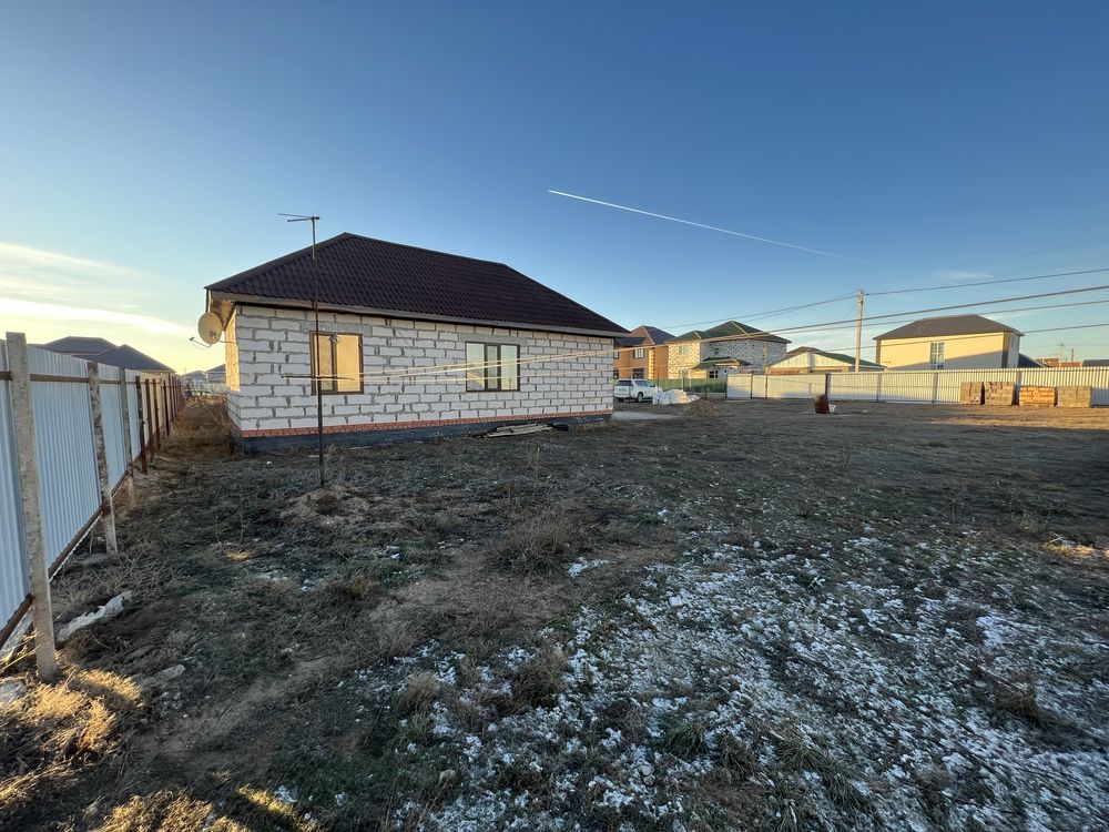 Дом 2021г постройки 60кв.м. р-н Асан2. Участок 7сот(20*35м)