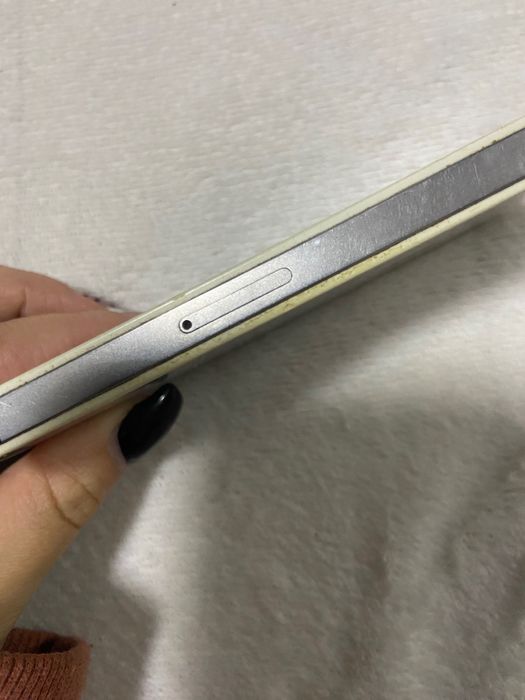 iPhone 4s pentru piese sau colecționari