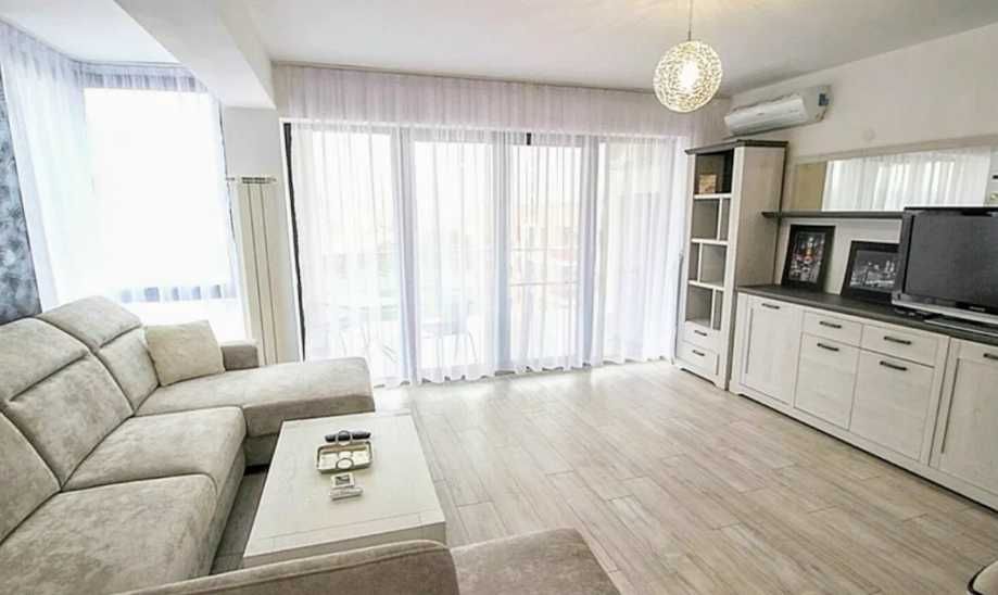 Дава се под наем Тристаен апартамент в Бургас, Акациите - 85 кв.м за 459 € - Снимка #1