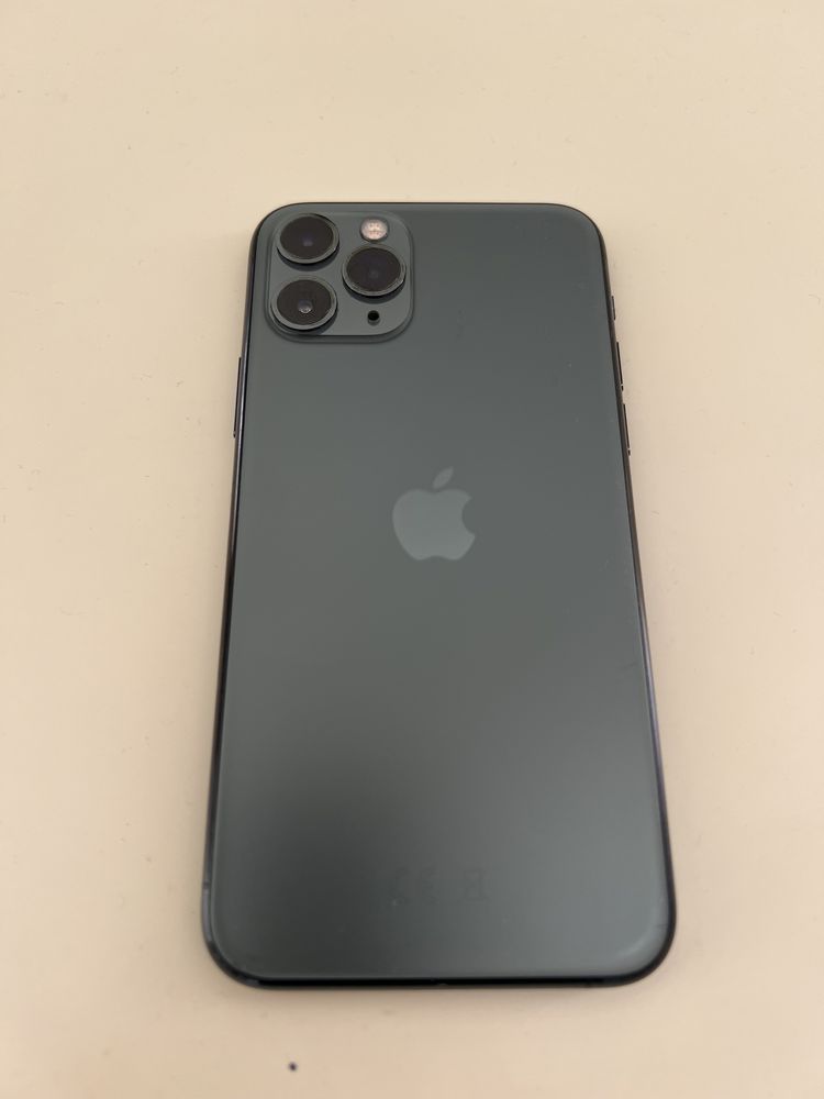 Iphone 11 pro 256 gb (doar folia de sticla este sparta!!)