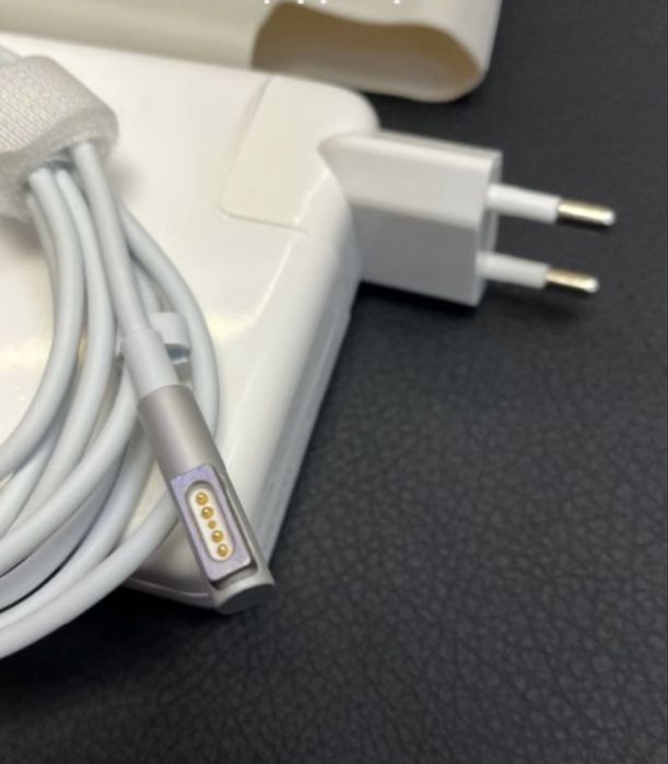  зарядни apple macbook чисто нови mac макбук A1322 Magsafe
