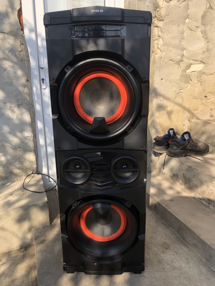 Vând boxă portabilă
