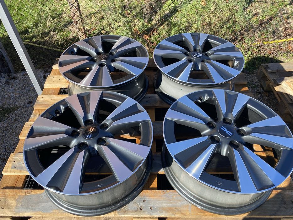 17 цола 5 х 114.3 мм Дачия Дъстър , Dacia Duster , Рено , Renaut