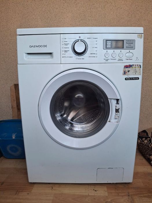 Продам стиральную машину