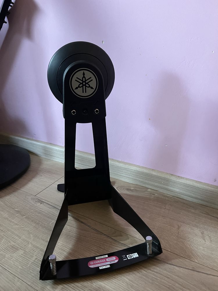 Yamaha KP65A kick pad