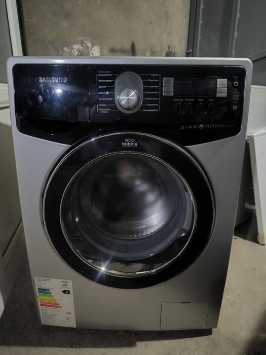 Стиральная машинка в хорошем состоянии