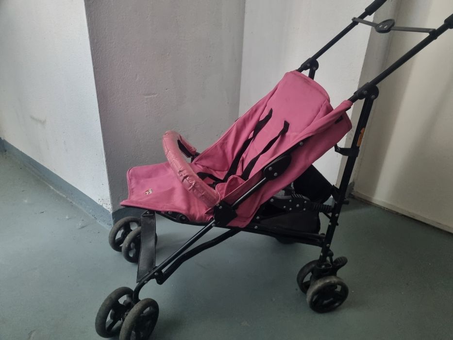 Carut tip umbrela primii pasi, intre 8-9 luni - 4 ani