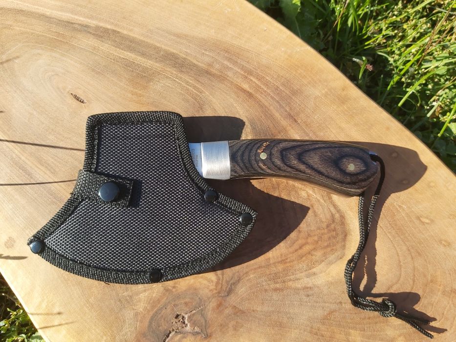 Руска туристическа къмпинг брадва